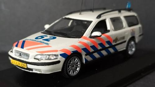 Volvo V70 Rijkspolitie KLPD 1:43 Minichamps Pol, Hobby en Vrije tijd, Modelauto's | 1:43, Zo goed als nieuw, Auto, MiniChamps