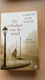 Carlos Ruiz Zafón - De schaduw van de wind, Boeken, Ophalen of Verzenden, Zo goed als nieuw, Carlos Ruiz Zafón