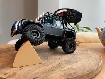 TRX4M Spectre Defender zwart - Injora upgrades beschikbaar voor biedingen