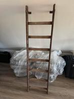 Decoratie ladder, Doe-het-zelf en Verbouw, Ladders en Trappen, Ophalen, Zo goed als nieuw, Ladder, Minder dan 2 meter