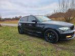 BMW 1-Serie 120D 177 PK full option Facelift 2007, Auto's, Achterwielaandrijving, 1995 cc, Zwart, 1200 kg
