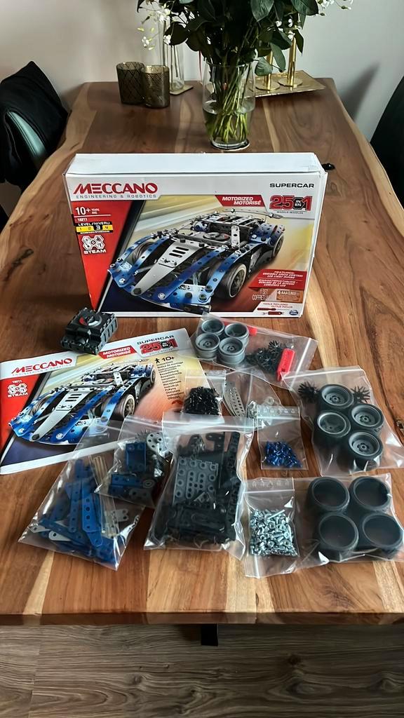 🏎️ Meccano Engineering & Robotics SuperCar 25in1 nr 18211, Hobby en Vrije tijd, Modelbouw | Auto's en Voertuigen, Zo goed als nieuw
