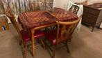 Tafel met 4 stoelen, Ophalen