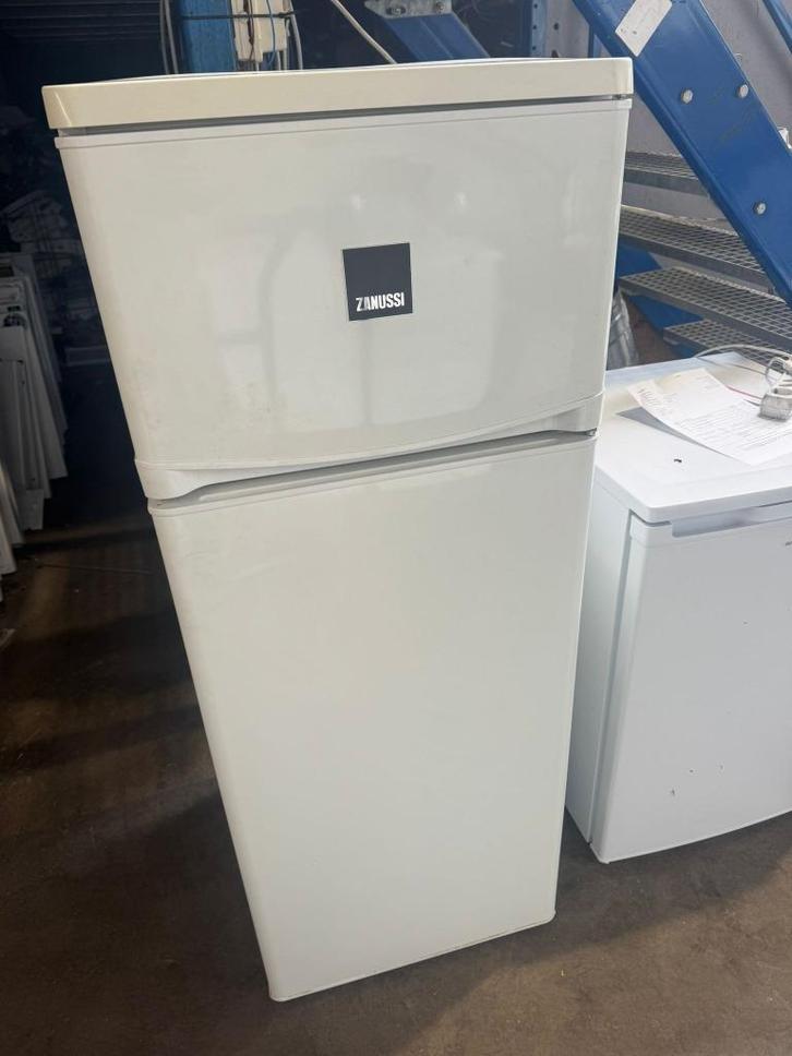 Zanussi koelkast schoon garantie ideaal voor camping! , Witgoed en Apparatuur, Koelkasten en IJskasten, Zo goed als nieuw, Met vriesvak