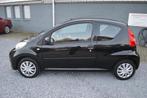 Peugeot 107 1.0-12V Millesim 200 Airco Stuurbekrachtiging Ja, Auto's, Peugeot, Voorwielaandrijving, Euro 5, Gebruikt, 4 stoelen