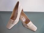 MIMO | Nieuwe leren beige pumps 36, Kleding | Dames, Schoenen, Pumps, Verzenden, Beige, Nieuw