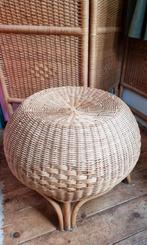 Vintage retro ronde rotan poef voetenbank ottoman riet, Riet of Rotan, Rond, Gebruikt, Minder dan 50 cm