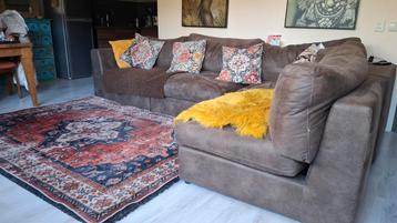 Bruine stoffen hoekbank 320x99x40. Losse lounge 95 cm. 