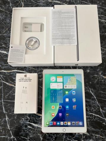 Nette Ipad 7gen (2020) 32gb 10.2 inc groot scherm beschikbaar voor biedingen