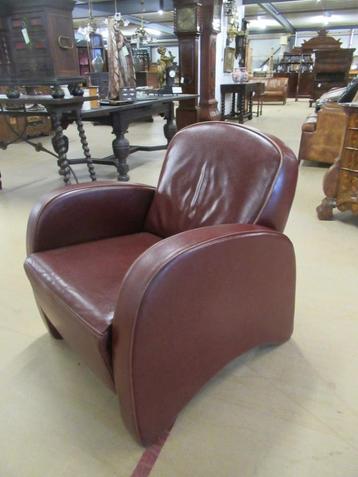 Oer 11256 vintage rood leren design fauteuil beschikbaar voor biedingen
