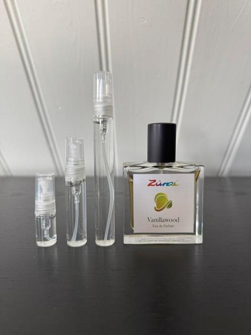 Vanillawood, Zurai / Lux e+ Terra, Verzamelen, Parfumverzamelingen, Zo goed als nieuw, Miniatuur, Ophalen of Verzenden