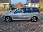 Peugeot 206 SW 1.6 16V, nieuwe APK, koude airco, trekhaak, Auto's, Voorwielaandrijving, 4 cilinders, Metallic lak, Origineel Nederlands