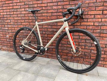 Open U.P. carbon Gravelbike met Sram Apex AXS XPLR groep  L beschikbaar voor biedingen