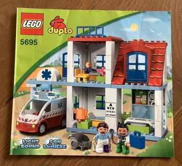 LEGO Duplo Ziekenhuis 5695 - Complete Set! beschikbaar voor biedingen