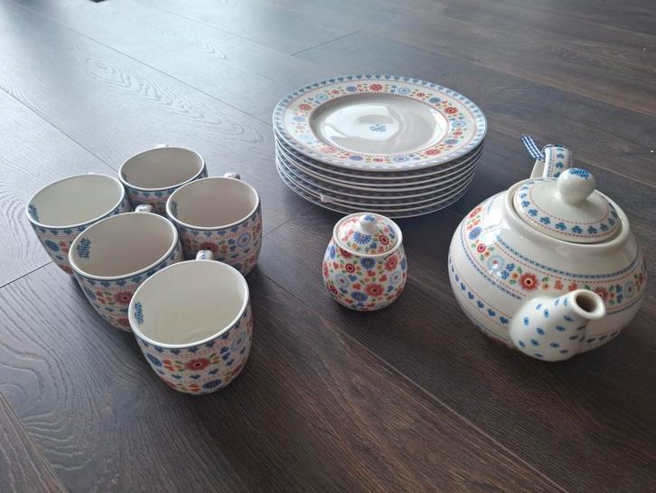 Kakelbont Serviesset (Yvonne Jaspers), Antiek en Kunst, Antiek | Servies compleet, Ophalen of Verzenden