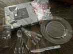 Riviera Maison Beach Dinner Plates + Bestek 4-delig, Huis en Inrichting, Keuken | Servies, Ophalen, Overige materialen, Overige typen