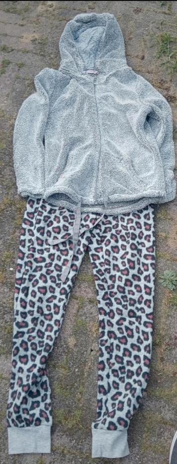 Leuke grijze fleece huispak/pyjama met luipaardprint Hunkemö beschikbaar voor biedingen