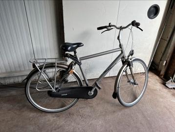 Heren fiets GiANT beschikbaar voor biedingen