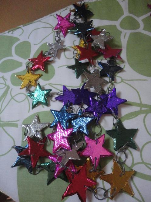 1 gekleurde STERREN SLINGER / feest (heb er nog 2), Diversen, Kerst, Nieuw, Ophalen of Verzenden