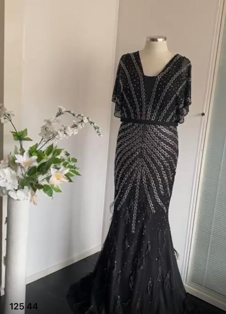 Nieuwe bruidsjurk, Maat 38/40 (M), Galajurk, Wit, Ophalen of Verzenden