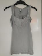 America Today grijze dames tanktop met knoopjes motief, Kleding | Dames, Tops, Ophalen of Verzenden, Zonder mouw, Maat 34 (XS) of kleiner
