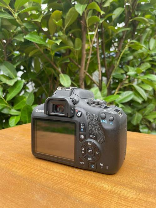 Canon eos 2000D body, Audio, Tv en Foto, Fotocamera's Digitaal, Gebruikt, Canon, Geen optische zoom, Ophalen of Verzenden