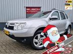 Dacia Duster 1.6 Lauréate 2wd | VAN 2e EIGENAAR | TREKHAAK, Stof, Gebruikt, 4 cilinders, Duster