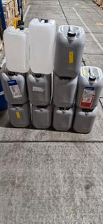 Schone lege jerrycans, Minder dan 75 liter, Ophalen, Zo goed als nieuw, Kunststof