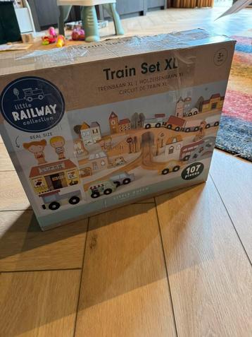 Little dutch trein set xl beschikbaar voor biedingen