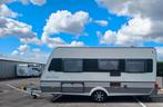 HYMER Eriba Sporting Jive 465, Vast bed, Rondzit, Kachel, Particulier