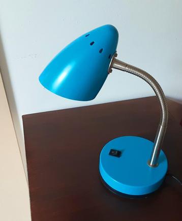 Bureaulampje of tafellampje blauw beschikbaar voor biedingen