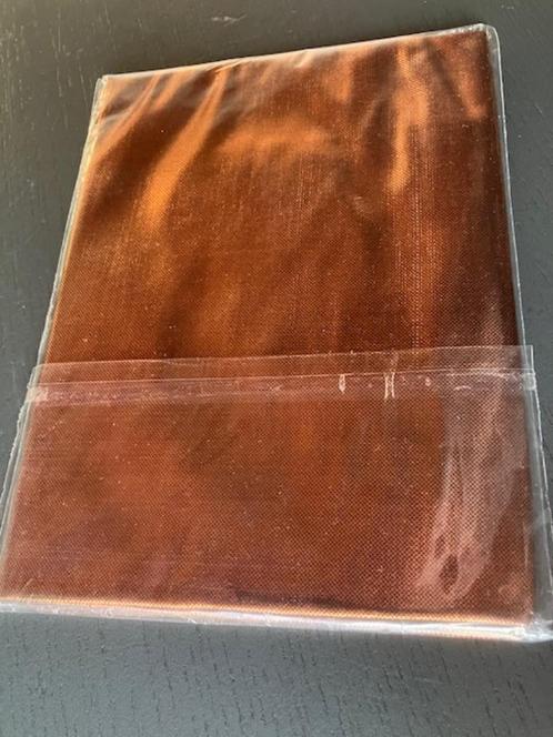 Quiltlapje feestlap glimmend brons 100% synthetisch € 4,25, Hobby en Vrije tijd, Stoffen en Lappen, Nieuw, Overige materialen