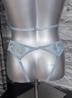spannend lichtblauw setje L(open kruis), Kleding | Dames, Ondergoed en Lingerie, Ophalen of Verzenden, Blauw, Setje