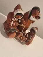 Zeldzaam 1970s keramiek kunstbeeld eskimo's, Antiek en Kunst, Ophalen of Verzenden