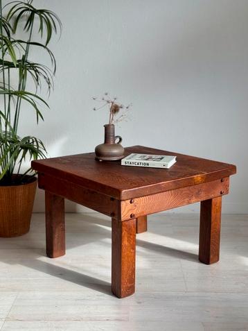 Vintage brutalist salontafel / bijzettafel jaren 70 beschikbaar voor biedingen