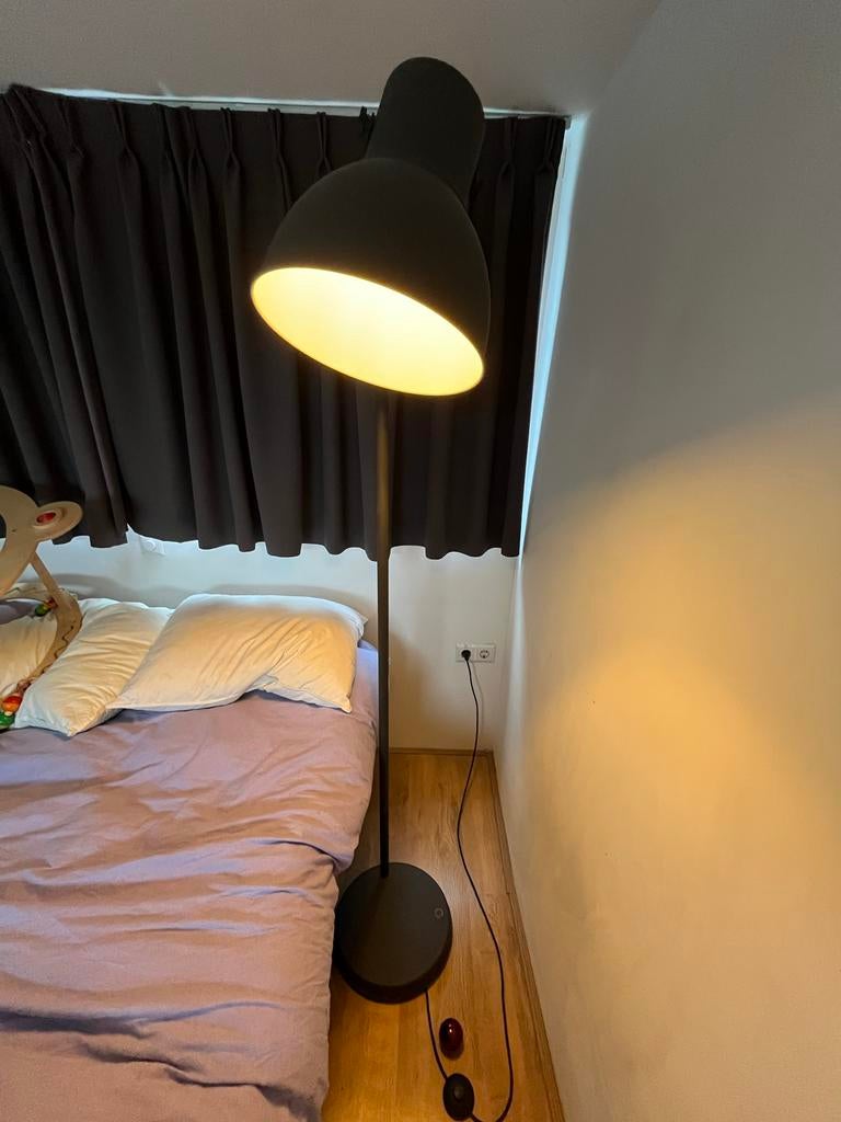Antraciet/grijs Staande Lamp - Stijlvol en Functioneel, Ophalen, Gebruikt, Metaal, 150 tot 200 cm