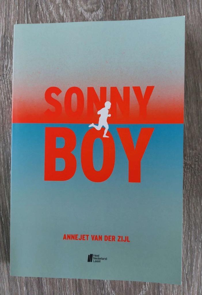 Annejet van der Zijl - Sonny Boy -2023, Boeken, Romans, Zo goed als nieuw, Ophalen of Verzenden