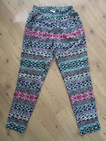 Zomer broek maat M beschikbaar voor biedingen