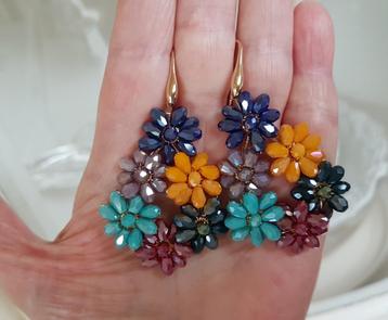 Oorbellen Crystal Flower Beads Rainbow beschikbaar voor biedingen