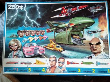 Thunderbirds puzzle 250st. 1993 Made in Holland. Compleet  beschikbaar voor biedingen