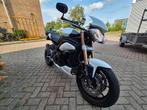 Triumph Speed Triple 1050 2013 ABS wit, goed onderhouden, Motoren, Motoren | Triumph, Motorrijbewijs A, 3 cilinders, 1050 cc, Meer dan 35 kW