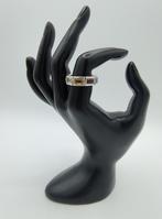 Vintage zilveren ring met 9 geslepen stenen, 925, Amsterdam, Info@zilverwebsite.nl, Zo goed als nieuw, 17 tot 18, Zilverwebsite.nl