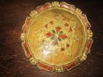Rond dienblad brocante/vintage uit Italië…..La Perla dm 24, Ophalen of Verzenden, Zo goed als nieuw, Rond, Hout
