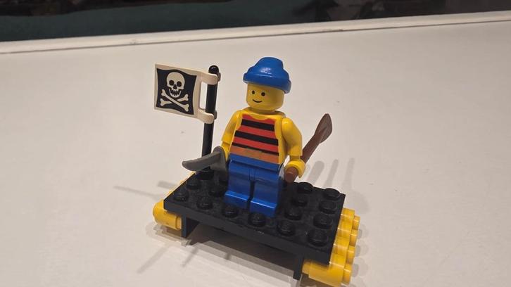 LEGO pirates - set 1733 Shipwrecked Pirate, Kinderen en Baby's, Speelgoed | Duplo en Lego, Zo goed als nieuw, Lego, Complete set