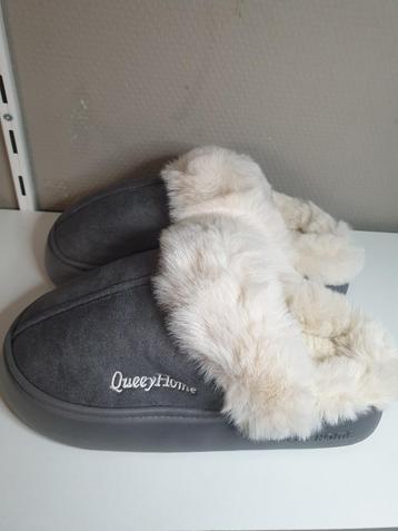 Winterpantoffels Grijs 40/41 beschikbaar voor biedingen