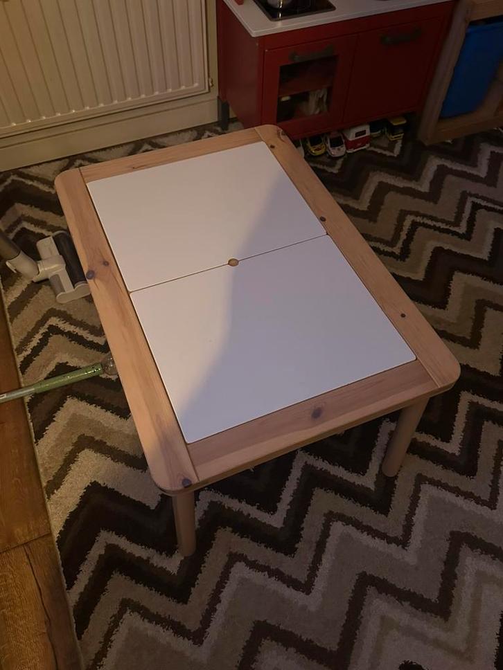Ikea flisat peutertafel speeltafel montesorri tafel, Kinderen en Baby's, Speelgoed | Speeltafels, Gebruikt, Ophalen of Verzenden