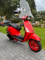 Vespa sprint erg mooi, Ophalen, Zo goed als nieuw, Benzine, Overige modellen