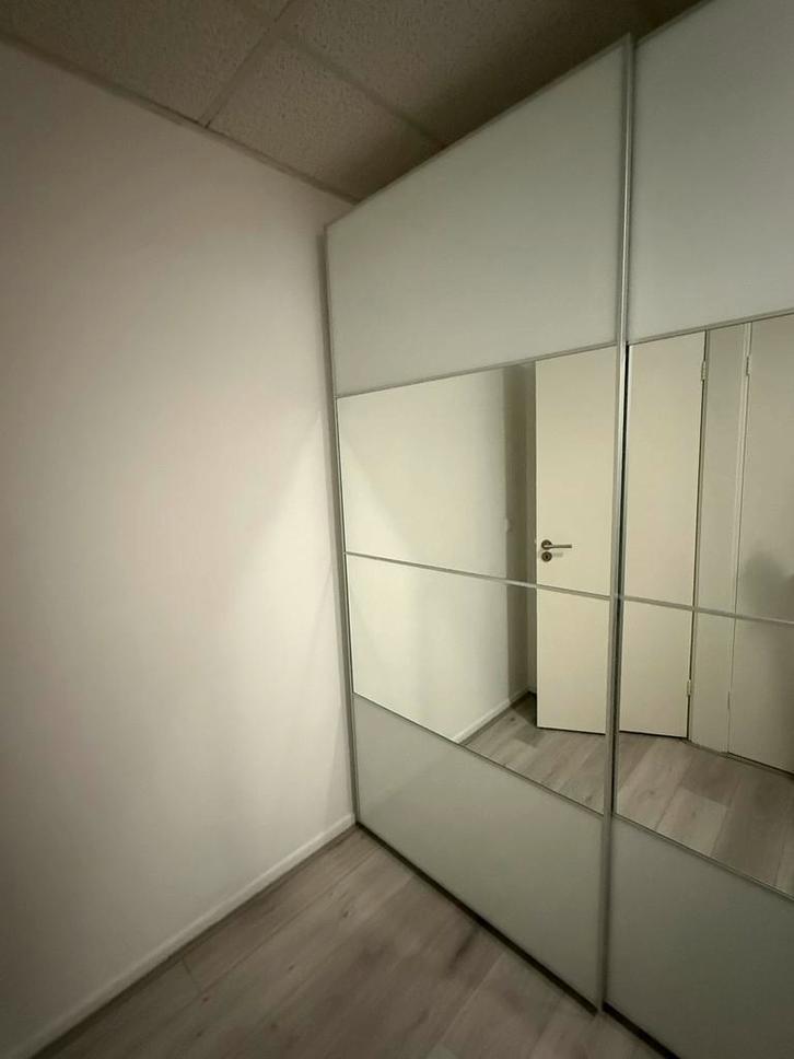 Spiegel schuifdeurkast, Huis en Inrichting, Kasten | Kledingkasten, Zo goed als nieuw, 200 cm of meer, 200 cm of meer, 50 tot 75 cm