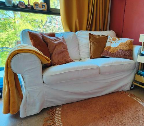 Tweezits Ikea Ektorp bank wit, Huis en Inrichting, Banken | Sofa's en Chaises Longues, Zo goed als nieuw, Tweepersoons, 150 tot 200 cm