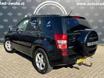 Suzuki Grand Vitara 2.0-16V Comfort 4x4 / NL-Auto / NAP / Ai, Auto's, Suzuki, Metallic lak, Stof, 1995 cc, Zwart